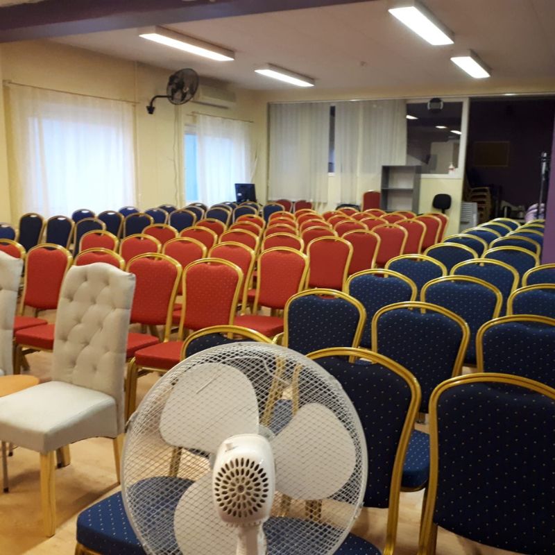 420 Budget Church Banquet Chairs for a Small Church in Estonia