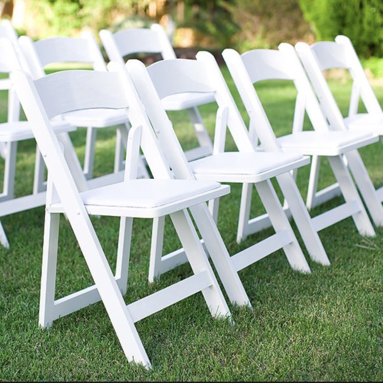 Durable White Folding Wedding Chairs in Canada